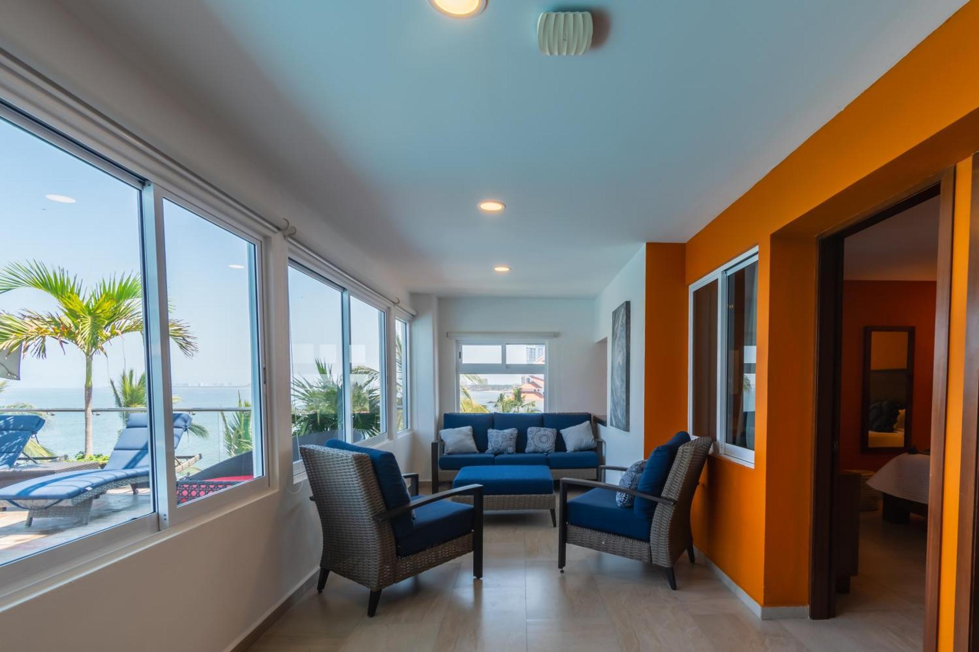 The Paramar Beachfront Boutique Hotel With Breakfast Included - Downtown Malecon Puerto Vallarta Exteriör bild